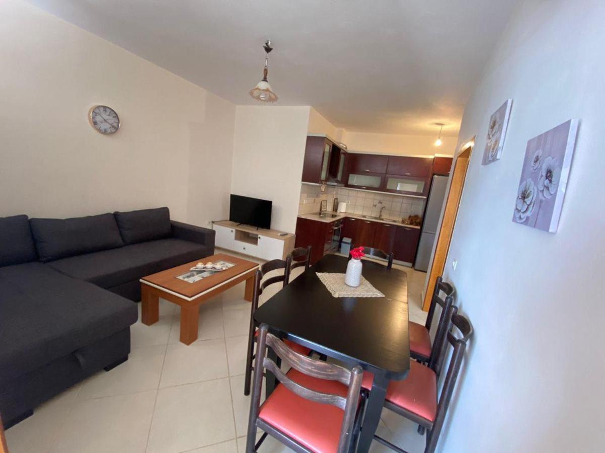 Titi'S Apartment Saranda Eksteriør bilde